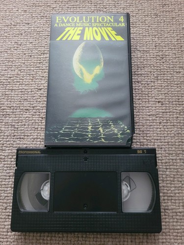 Evolution the movie - 4, rave
