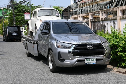 Truck photo 12x8 toyota - truck,