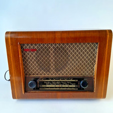 Pye P75 Vintage  Radio 
