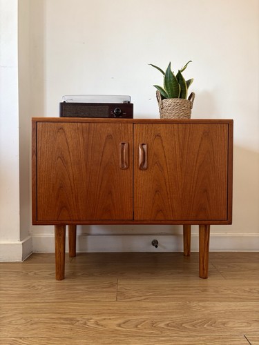Plan fresco teak sideboard - g,