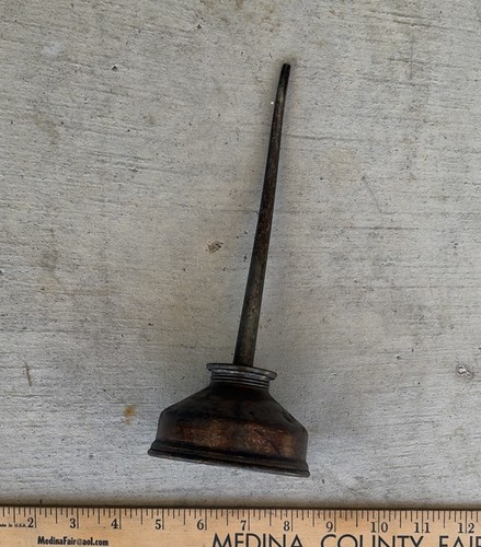 Vintage brass thumb oil - vintage, squirt