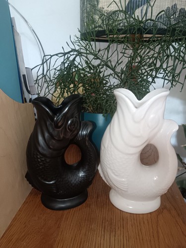 Pair fish glug gluggle jug - of,