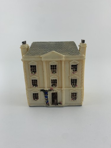 The dolls house - dolls,