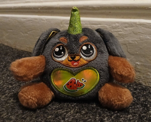 Zuru plush puppycorn - zuru,