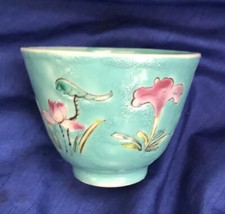 NYONYA STRAITS FAMILLE ROSE CUP REPUBLIC PERIOD 1912-48 VINTAGE/ ANTIQUE