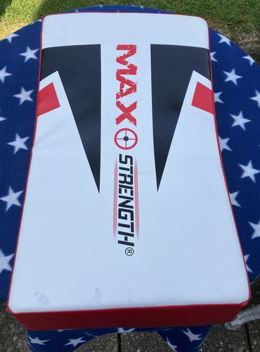 Maxstrength curved kick strike - kick,