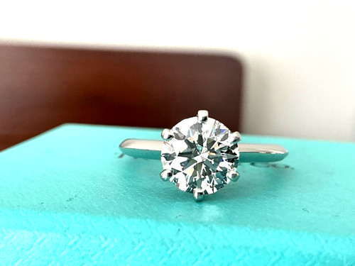 Tiffany platinum round - &, co