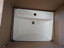 Arezzo thin edge wall hung