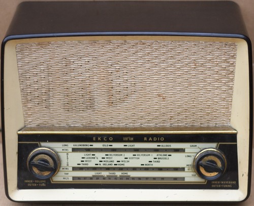 Old ekco bakelite valve radio - old,