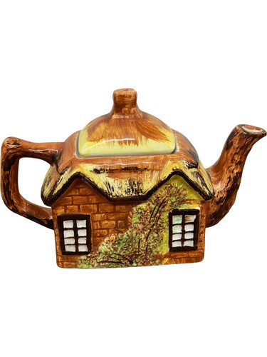 Vintage cottage shaped ceramic - vintage,