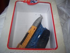 Taito Carlton Large Scale