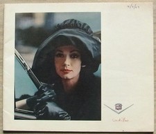 CADILLAC Range USA Sales Brochure 1963 Convertible Fleetwood Sedan de Ville