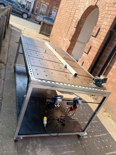 Mobile welding workbench - mobile,