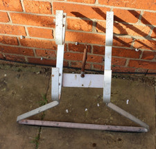 Aluminium ladder stand off