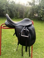 Wychanger Burton Dressage Saddle 17.5 Inch Medium Wide Black Leather