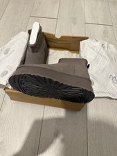 UGG Mini Dipper Boots Size 5