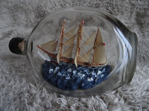 Vintage sailing ship - sailing, haig