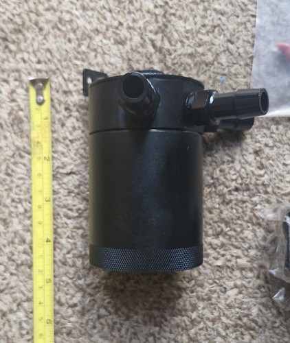 Port oil catch - port, baffled