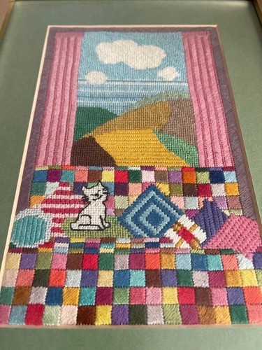 Vintaged framed needlepoint - ,