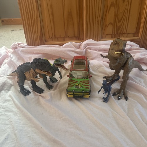 Jurassic world dinosaur bundle - world,
