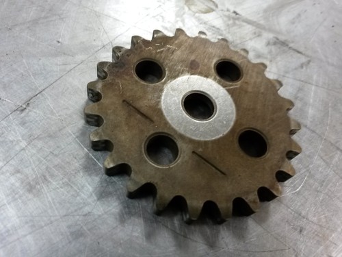 Oil pump drive gear - drive, 01-02
