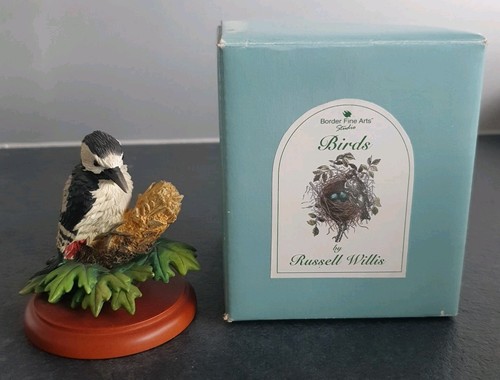 Border fine arts - birds, by