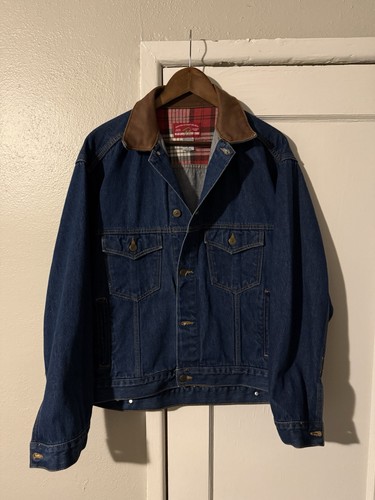 Marlboro country store - marlboro, blue