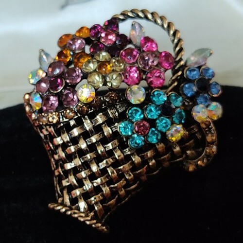 Vintage style crystal flower - crystal,