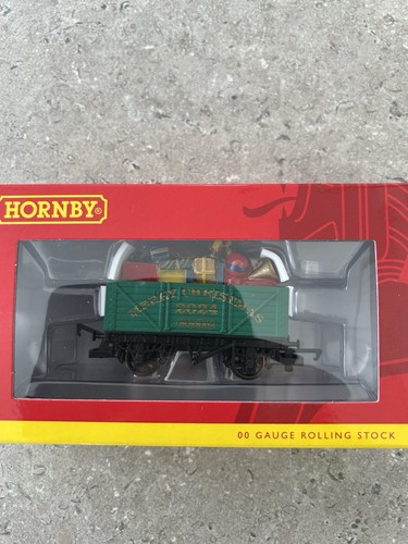Hornby r60262 christmas wagon - hornby,