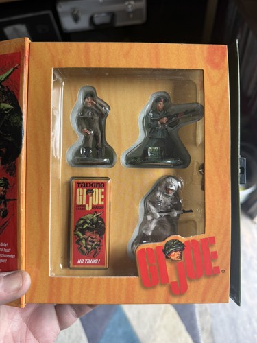 Miniature metal soldiers - 3,