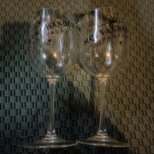 Moet chandon clear ice - clear,