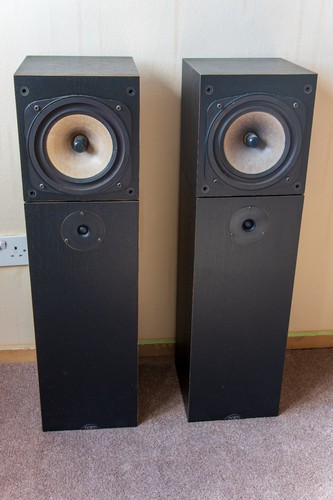 Naim intro speakers black - intro,