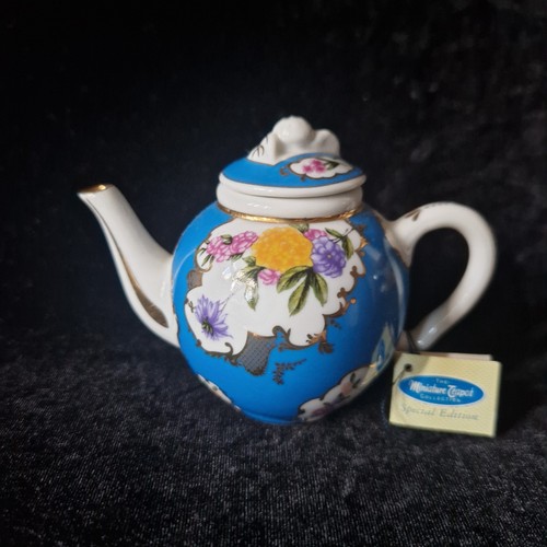 Vintage turquoise porcelain - vintage,