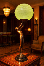 Figural lamp art - deco, dancer