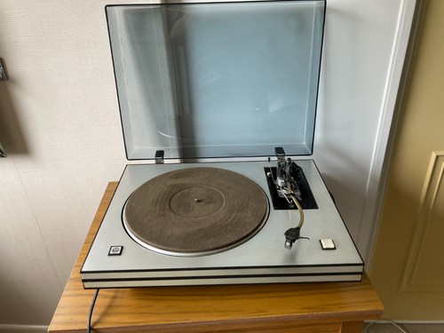 Strathclyde std305m turntable - ,