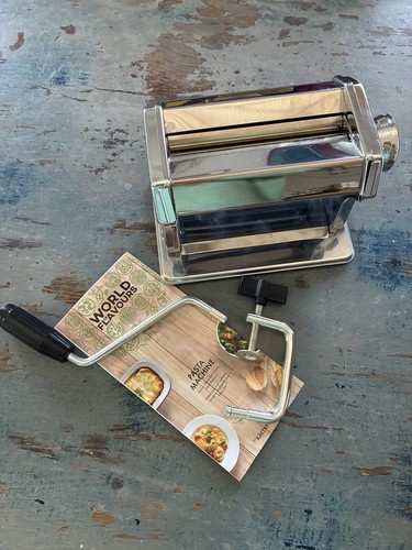 Pasta machine - pasta,