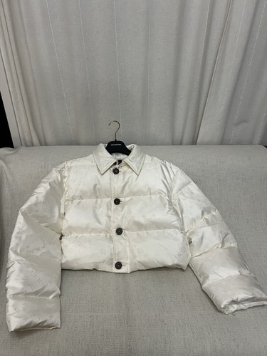 Louis vuitton brand new - vuitton, white