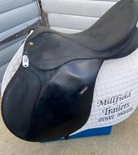 Black Wintec 2000 Saddle With
