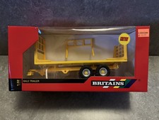 Britains Bale Trailer 1:32