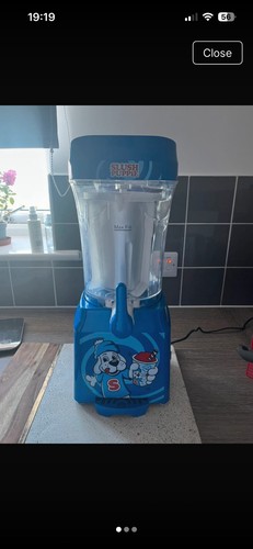 Slush puppie machine frozen - puppie,