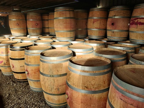 Oak wine barrels various - barrels, sizes