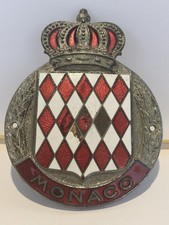 VINTAGE OLD ENAMEL AUTOMOBILE