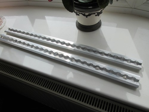 Low profile tracking 2 - ,