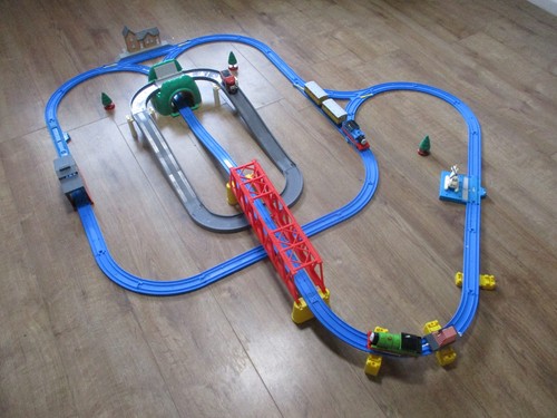 Tomy trackmaster thomas the - tomy,