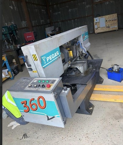 Horizontal bandsaw metal - horizontal,