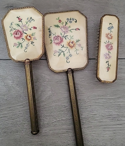 Pieces vintage brushes hand - 3,