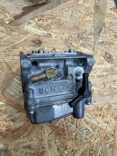 Middle centre carburettor - centre,