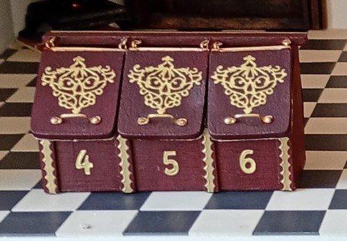 Dolls house miniatures - dolls,