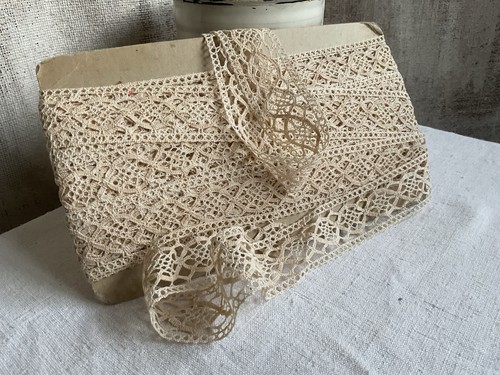 Vintage bobbin cream lace - vintage,