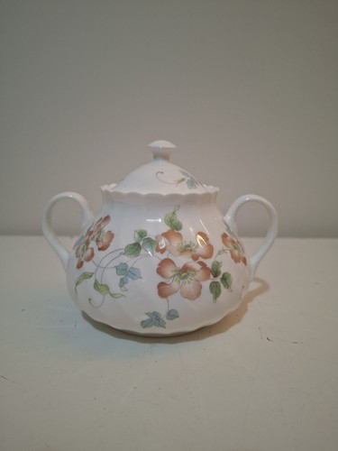 Wedgwood cottage rose bone - cottage,